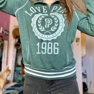 💚VICTORIA’S SECRET JACKET💚